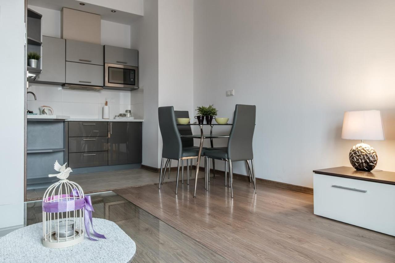Warsaw Inside Apartments エクステリア 写真